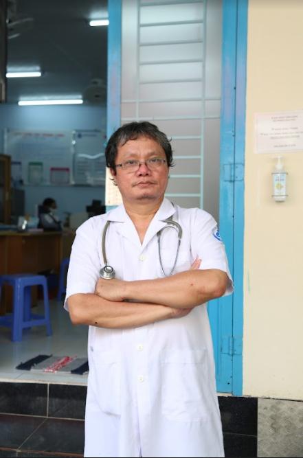 Bác sĩ Trương Hữu Khanh: "Tiêm vaccine phòng 6 bệnh đủ liều và đúng lịch cho trẻ nhỏ rất quan trọng"