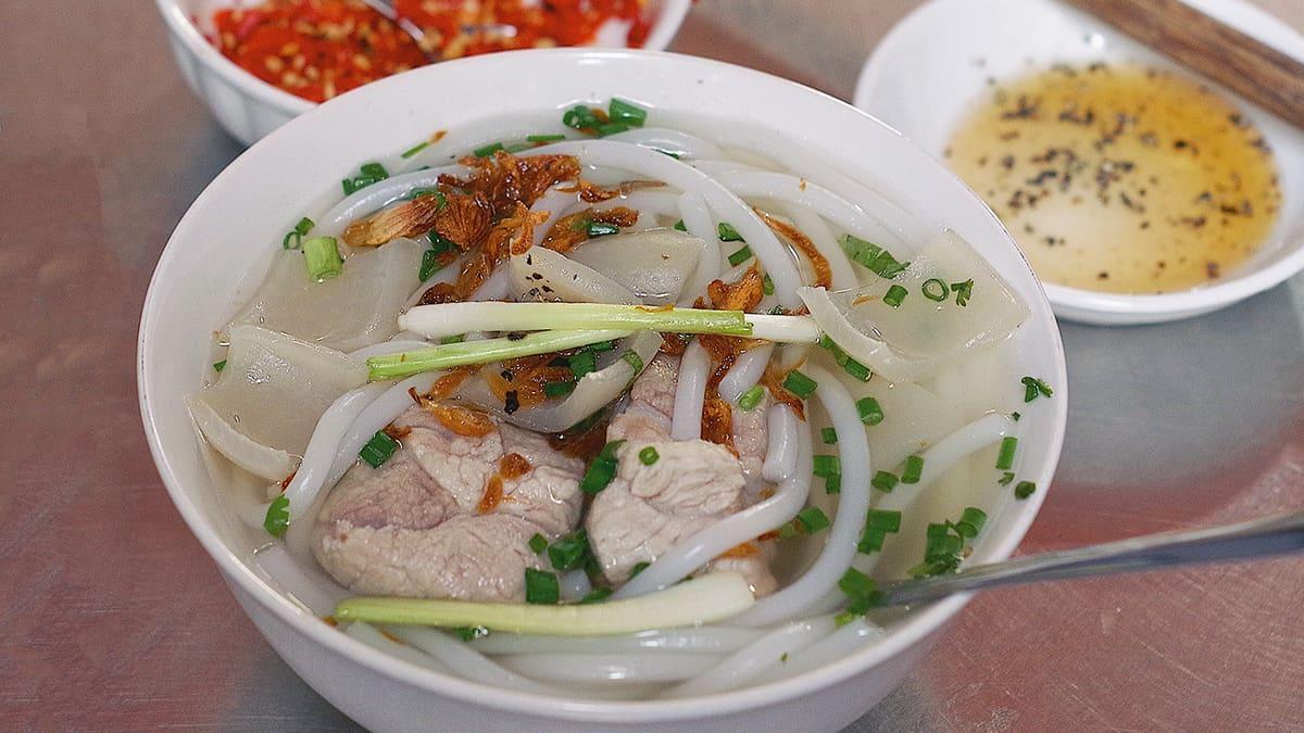 Top 8 quán bánh canh Nha Trang hút khách nhất không nên bỏ qua