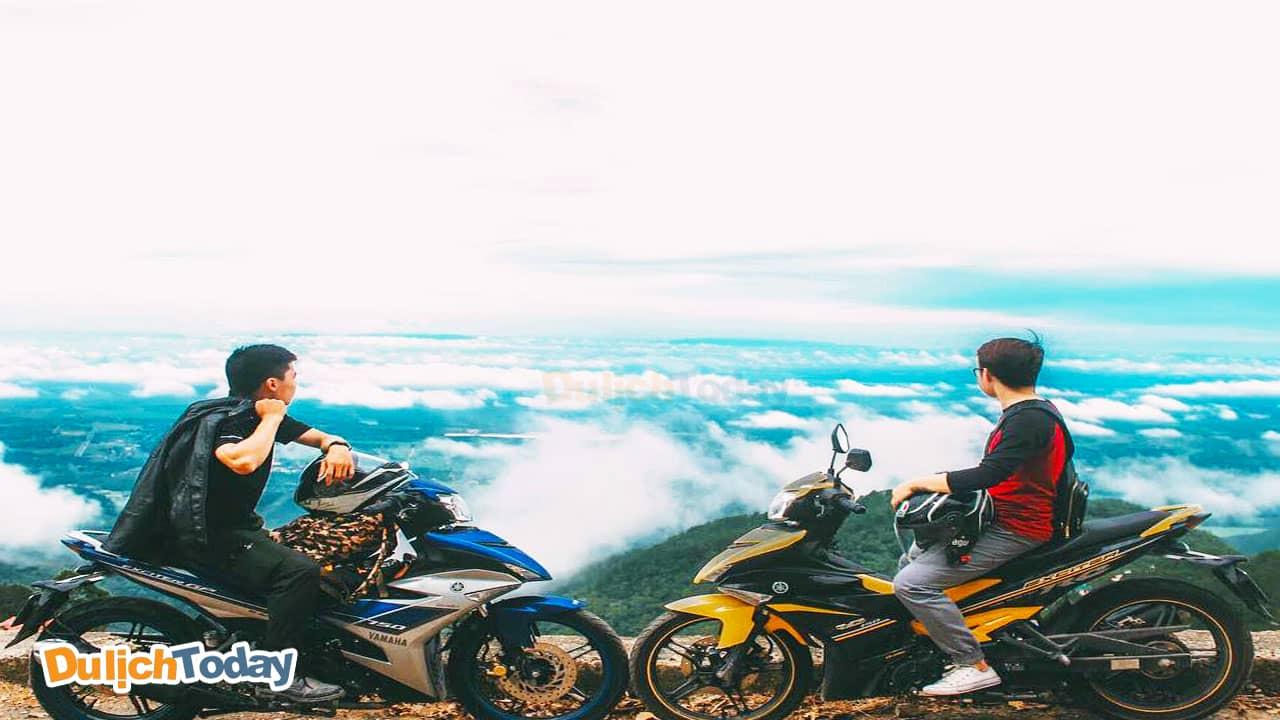 Cùng bạn bè đi du lịch Vũng Tàu tự túc bằng xe máy