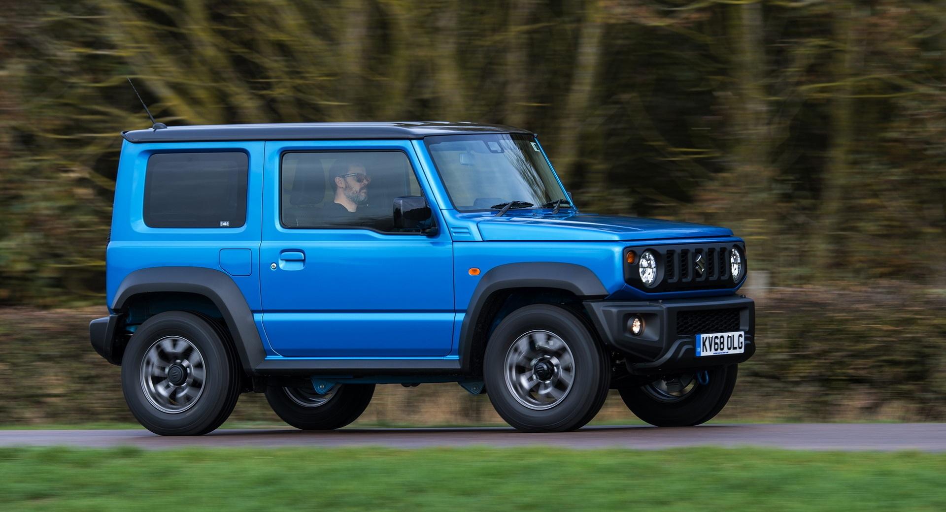 Kì lạ Suzuki Jimny cũ đắt hơn cả xe mới - 1