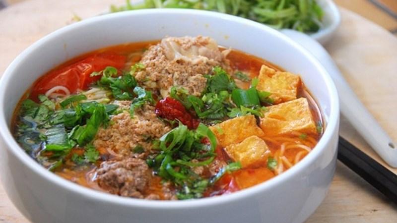 Bún bò Huế