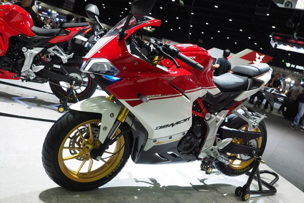 Sự thật về xe moto Ducati 150cc và soi mẫu Ducati V4 150cc