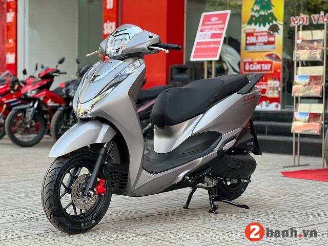 Honda lead 2024 phiên bản đặc biệt giá bao nhiêu - 1