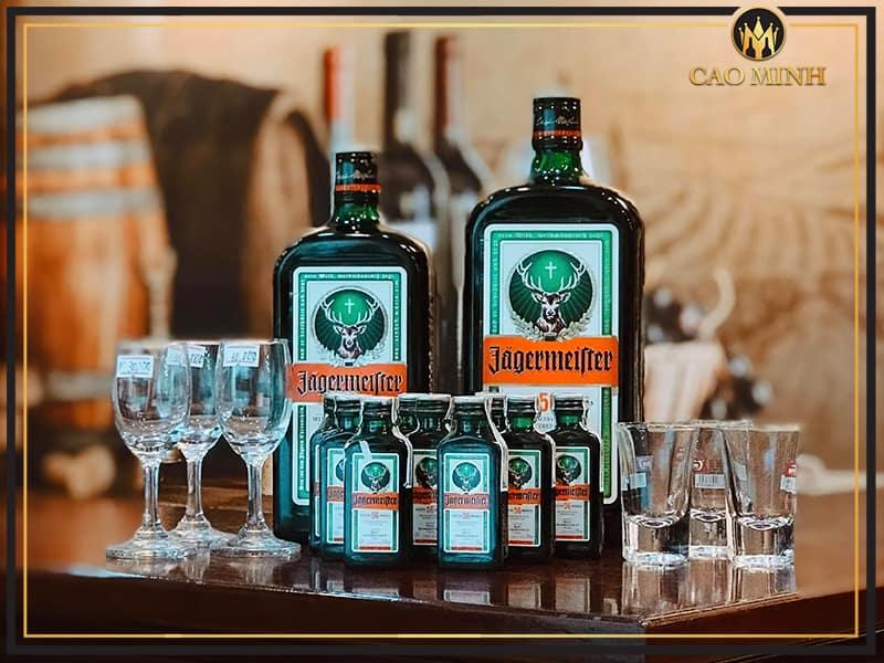 Rượu thảo mộc Jagermeister