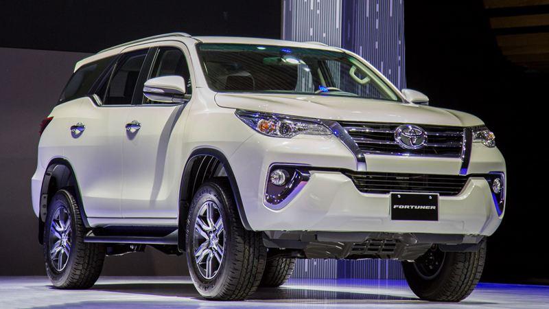 Thông số kỹ thuật Toyota Fortuner 2017 tại Việt Nam - Ảnh 1