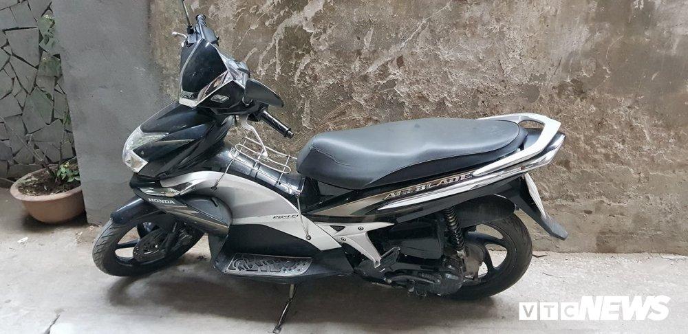 Honda Air Blade đời đầu 9 năm trước, rao bán gần 30 triệu đồng