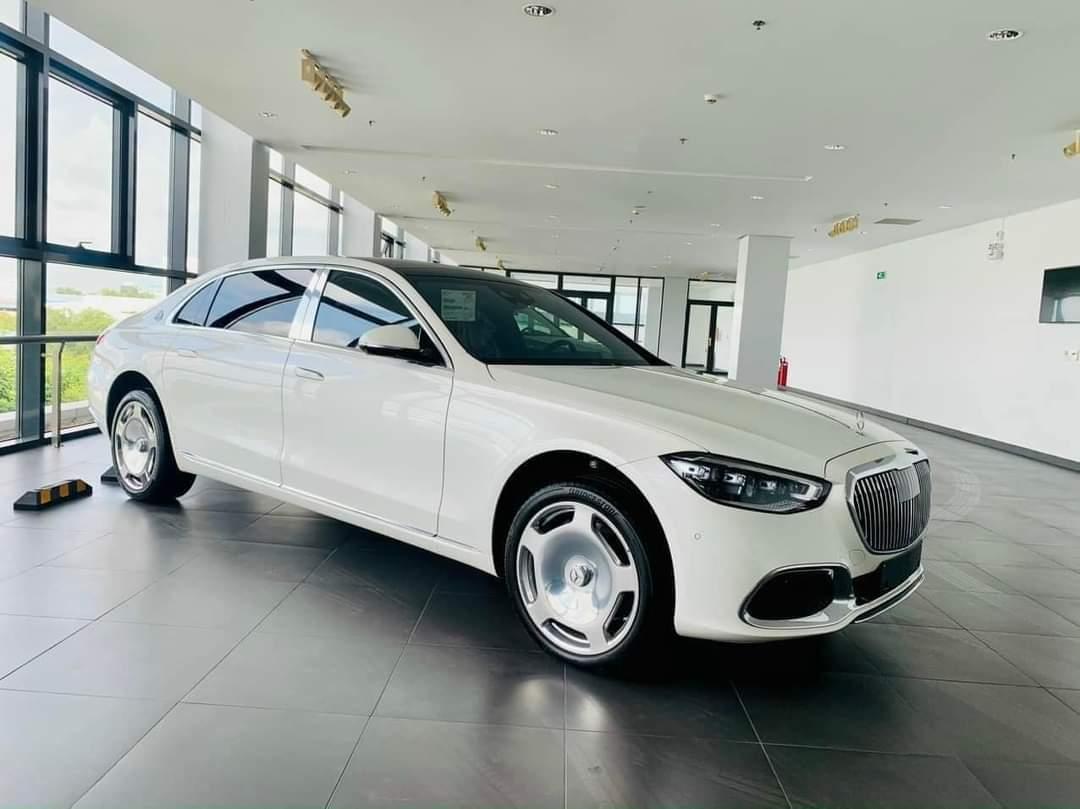 Mercedes Maybach - Xe Sedan hạng sang cỡ lớn