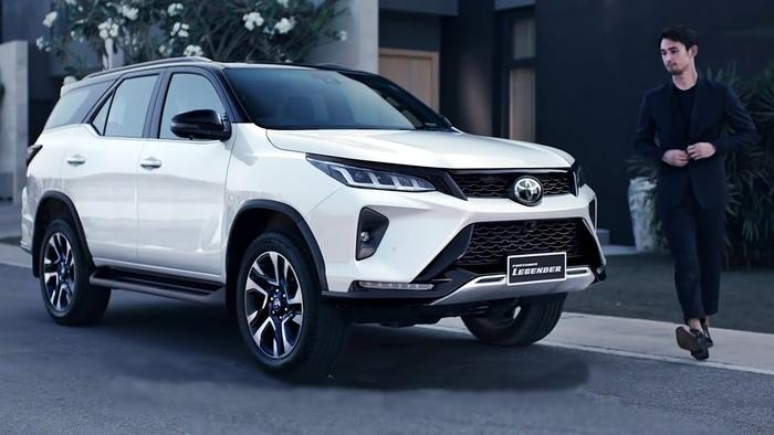 Toyota Fortuner Legender 2021 có gì khác biệt?