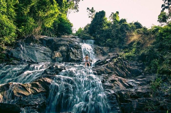 Thác Ba Đờ Phọt - Điểm Du Lịch Mang Vẻ Đẹp Hoang Sơ Ngay Tại Đà Nẵng