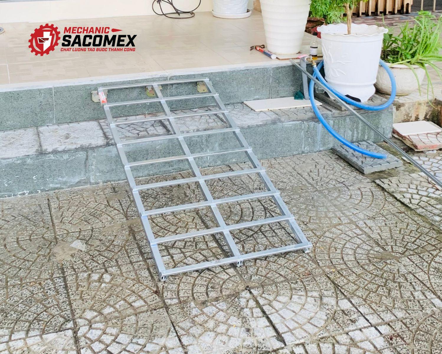 cầu dắt xe máy kích thước 60x120 (cm)