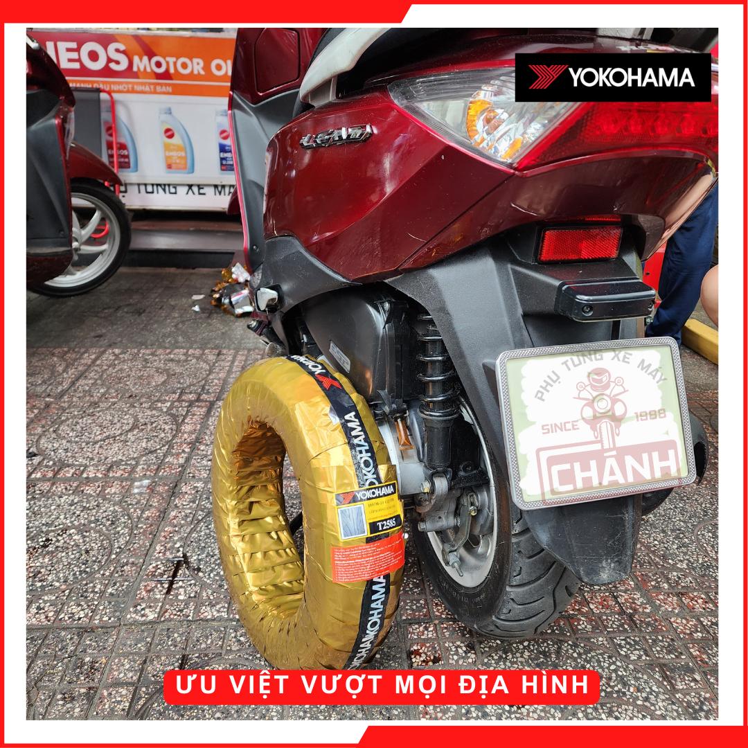Vo-xe-may-Yokohama-Vo-sau-Lead-125-chinh-hang-20